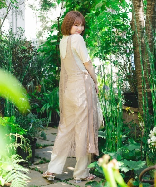 nemne store（ネンネストア）の「切替ライン入りメッシュレイヤードワンピース（ワンピース・レディース・オフホワイト/モカ・フリー）」の6枚目の写真