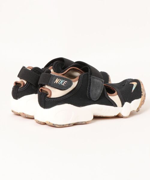 NIKE（ナイキ）の「【NIKE】DM6441-045 WMNS NIKE WMNS AIR RIFT（スニーカー・レディース・ブラック・23cm/24cm）」の2枚目の写真