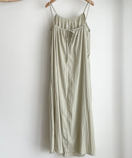 CANAL JEAN(キャナルジーン)の「via j(ヴィアジェイ) レーヨン混キャミロングワンピース(ワンピース・レディース・ブラック/カーキ・ONE SIZE)」の7枚目の写真