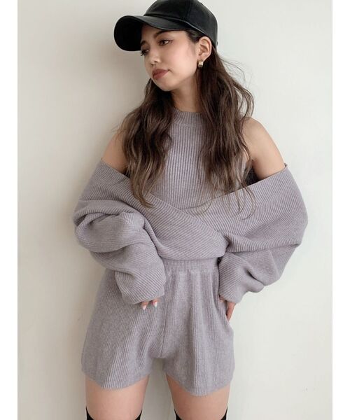 GYDA(ジェイダ)の「レイヤードニット ロンパース(つなぎ/オールインワン・レディース・ライトグレー/ブラック/ベージュ・FREE)」の15枚目の写真