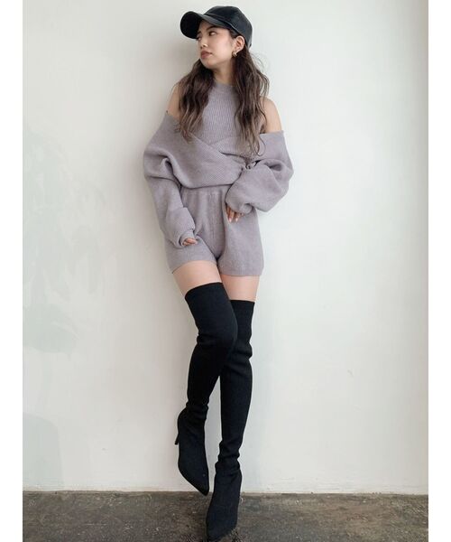 GYDA(ジェイダ)の「レイヤードニット ロンパース(つなぎ/オールインワン・レディース・ライトグレー/ブラック/ベージュ・FREE)」の17枚目の写真