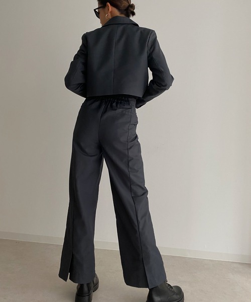 Avvenente（アベネンテ）の「【Avvenente】クロップドジャケット（テーラードジャケット・レディース・ブラック/グレー・M）」の14枚目の写真