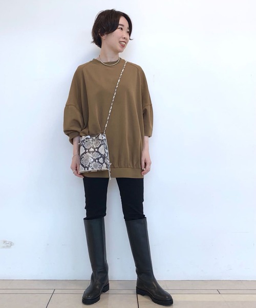 RIVE DROITE（リヴドロワ）の「ハイツイストオーバーカットソー（Tシャツ/カットソー・レディース・ブラウン/ブラック/オフホワイト・FREE）」の13枚目の写真