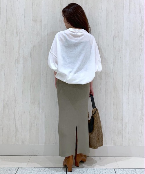 RIVE DROITE（リヴドロワ）の「ハイツイストオーバーカットソー（Tシャツ/カットソー・レディース・ブラウン/ブラック/オフホワイト・FREE）」の20枚目の写真