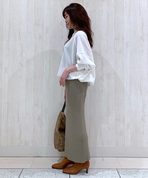 RIVE DROITE（リヴドロワ）の「ハイツイストオーバーカットソー（Tシャツ/カットソー・レディース・ブラウン/ブラック/オフホワイト・FREE）」の21枚目の写真