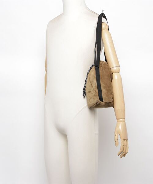 ROXY（ロキシー）の「ROXY/ロキシー ショルダーバック RBG214308（ショルダーバッグ・レディース・ブラック/カーキ・FREE）」の6枚目の写真