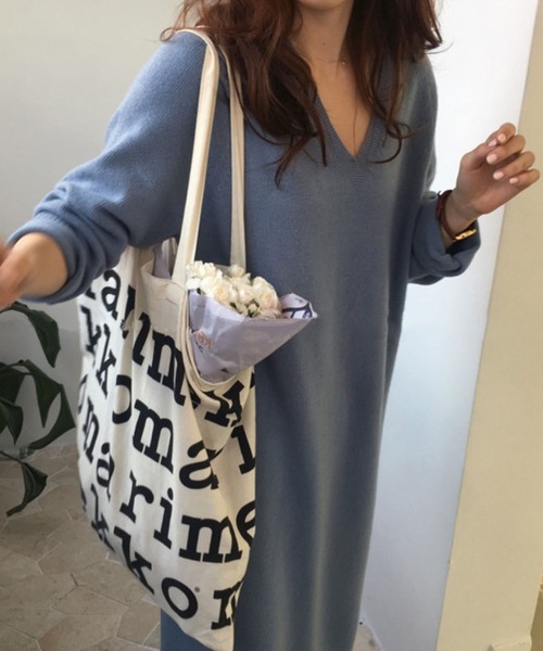 meJane(ミージェーン)の「シンプルVネックニットワンピース【ZOZOTOWN限定】(ワンピース・レディース・ベージュ/ブラウン/ブルー・FREE)」の18枚目の写真
