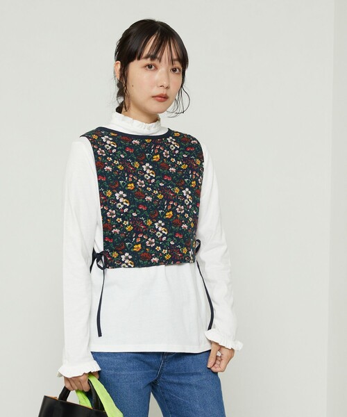 FREAK'S STORE（フリークスストア）の「花柄ベスト（ベスト・レディース・ブラック/サックスブルー・ﾌﾘ-）」の2枚目の写真