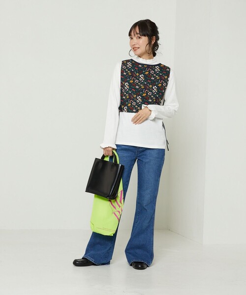 FREAK'S STORE（フリークスストア）の「花柄ベスト（ベスト・レディース・ブラック/サックスブルー・ﾌﾘ-）」の13枚目の写真