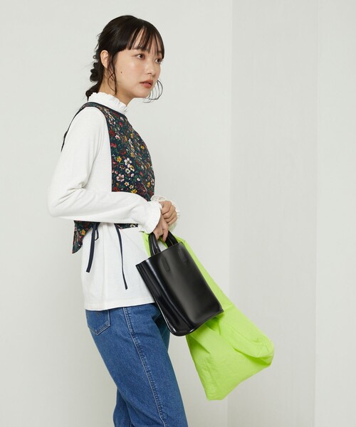 FREAK'S STORE（フリークスストア）の「花柄ベスト（ベスト・レディース・ブラック/サックスブルー・ﾌﾘ-）」の17枚目の写真