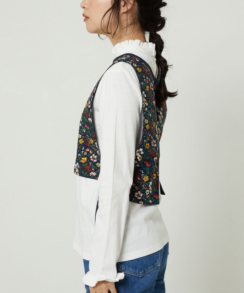 FREAK'S STORE（フリークスストア）の「花柄ベスト（ベスト・レディース・ブラック/サックスブルー・ﾌﾘ-）」の19枚目の写真