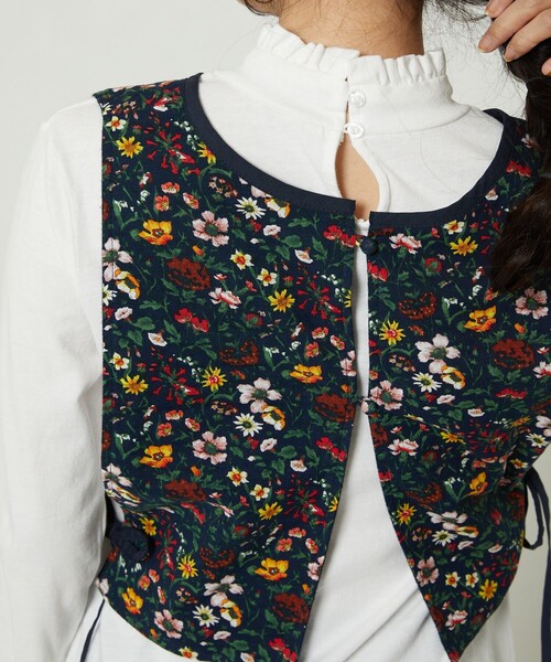 FREAK'S STORE（フリークスストア）の「花柄ベスト（ベスト・レディース・ブラック/サックスブルー・ﾌﾘ-）」の21枚目の写真