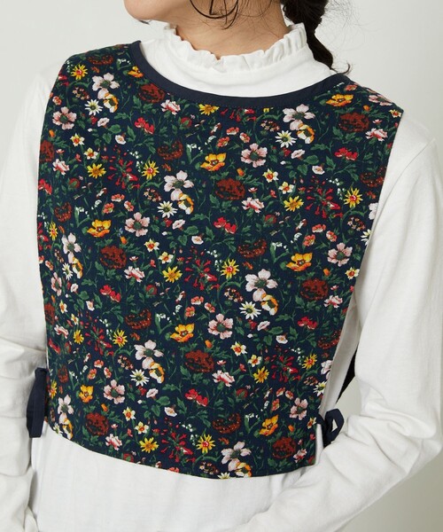 FREAK'S STORE（フリークスストア）の「花柄ベスト（ベスト・レディース・ブラック/サックスブルー・ﾌﾘ-）」の3枚目の写真