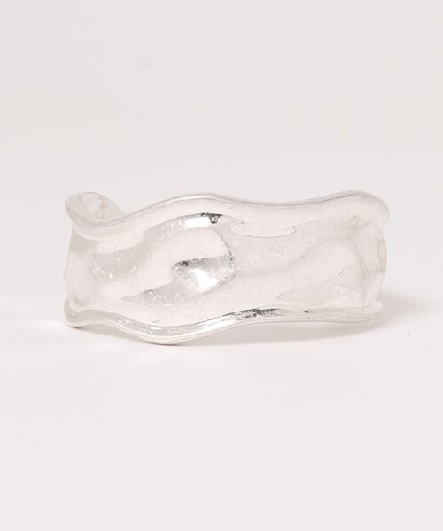 voov(ブーブ)の「凹凸 太め ニュアンス バングル(バングル/リストバンド・レディース・シルバー/ゴールド・フリ-)」の12枚目の写真