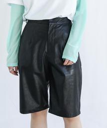 フェイクレザーハーフパンツ