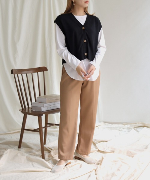 HER CLOSET(ハークローゼット)の「【shemoshelly】ショート丈深Vネックニットベスト(ベスト・レディース・ブラック/テラコッタ/アイボリー/マスタード・M)」の16枚目の写真