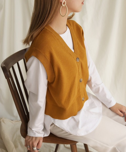 HER CLOSET(ハークローゼット)の「【shemoshelly】ショート丈深Vネックニットベスト(ベスト・レディース・ブラック/テラコッタ/アイボリー/マスタード・M)」の19枚目の写真