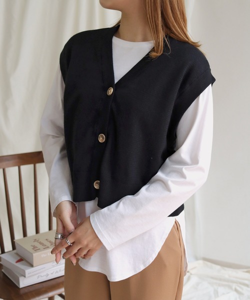 HER CLOSET(ハークローゼット)の「【shemoshelly】ショート丈深Vネックニットベスト(ベスト・レディース・ブラック/テラコッタ/アイボリー/マスタード・M)」の12枚目の写真