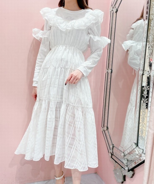 lilLilly（リルリリー）の「ラインストーンロゴTシャツ（Tシャツ/カットソー・レディース・ホワイト/ブラック/ブルー・FREE）」の12枚目の写真