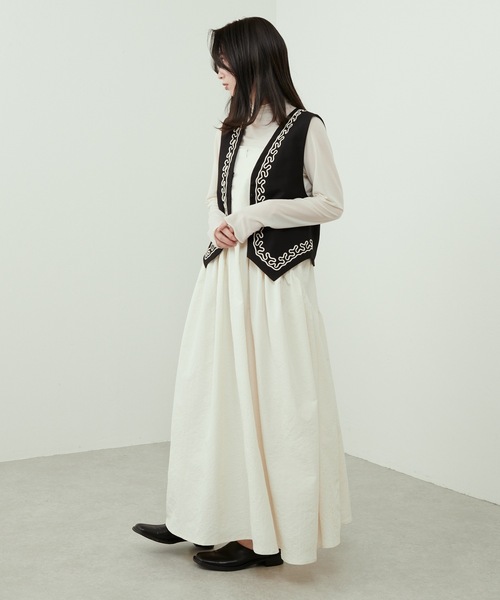 Lui's（ルイス）の「バックデザインストライプキャミワンピース（ワンピース・レディース・オフホワイト/サックスブルー/ブラック・FREE）」の10枚目の写真