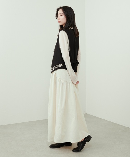 Lui's（ルイス）の「バックデザインストライプキャミワンピース（ワンピース・レディース・オフホワイト/サックスブルー/ブラック・FREE）」の5枚目の写真