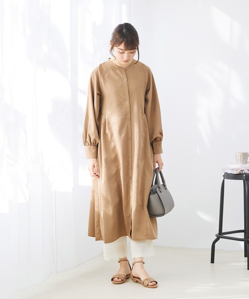 menue(メヌエ)の「ダブルストラップ アンクルストラップ サンダル(サンダル・レディース・ブラック/ダークブラウン/ブルーグレー/グレイッシュベージュ/アイボリー・34/35/36/37/38/39/40/41)」の9枚目の写真