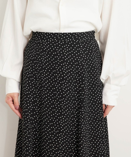 ROPE' PICNIC(ロペピクニック)の「【WEB限定】ドットマーメイドスカート(スカート・レディース・ベージュ/ブラック・38/36)」の5枚目の写真
