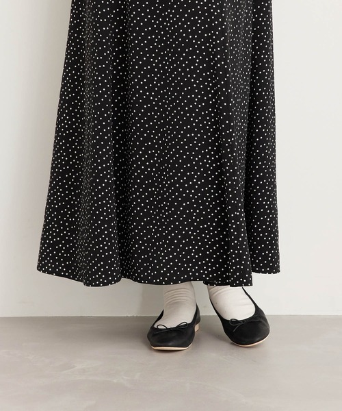 ROPE' PICNIC(ロペピクニック)の「【WEB限定】ドットマーメイドスカート(スカート・レディース・ベージュ/ブラック・38/36)」の7枚目の写真