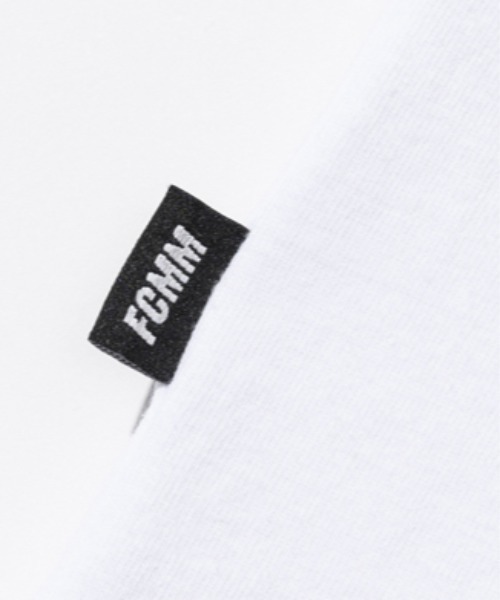 FCMM(エフシーエムエム)の「CLUB TEAM FRESH COTTON T-SHIRT/クラブチームフレッシュコットンTシャツ(Tシャツ/カットソー・メンズ・カーキ/ブラック/ホワイト/ライトベージュ・LARGE/MEDIUM/X-LARGE)」の9枚目の写真