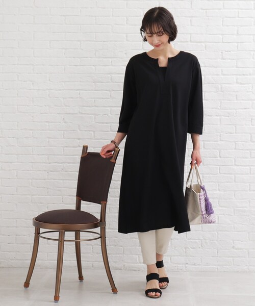 SHOO・LA・RUE（シューラルー）の「◆【接触冷感】さらりカフタンワンピース（ワンピース・レディース・ブラック/グリーン・02/03/04）」の4枚目の写真