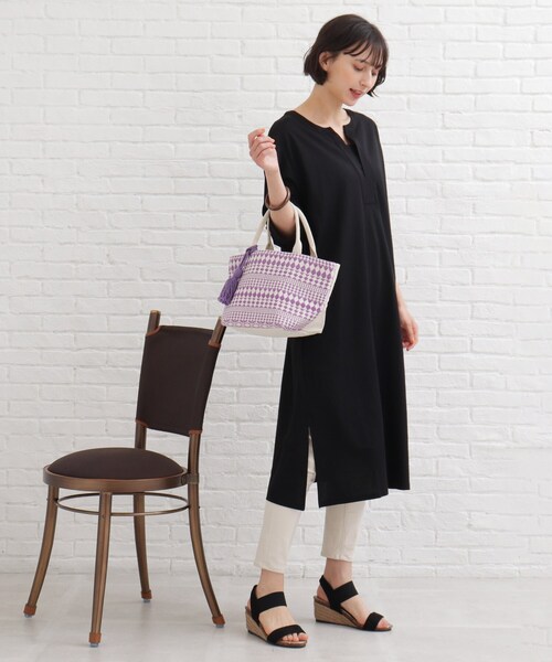 SHOO・LA・RUE（シューラルー）の「◆【接触冷感】さらりカフタンワンピース（ワンピース・レディース・ブラック/グリーン・02/03/04）」の6枚目の写真