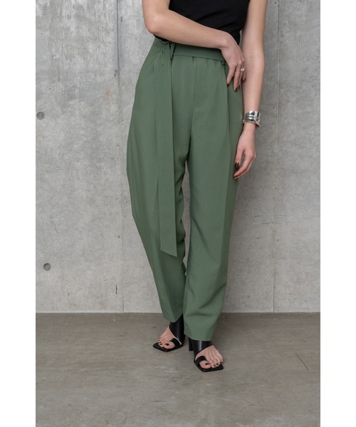 LA PEAU DE GEM（ラポドゥジェム）の「【LA PEAU DE GEM】ベルトスラックステーパードパンツ（スラックス・レディース・ブルー/グリーン・M/S）」の18枚目の写真