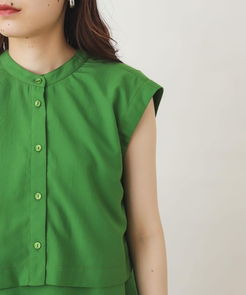 SENSE OF PLACE by URBAN RESEARCH（センスオブプレイスバイアーバンリサーチ）の「2WAYレイヤードノースリーブシャツ（シャツ/ブラウス・レディース・オフホワイト/グリーン/ブラック・ONE）」の4枚目の写真