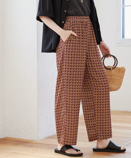 ANGIE（アンジー）の「プリントイージーパンツ（その他パンツ・レディース・グリーン/ネイビー/ピンク/ブルー・FREE）」の16枚目の写真