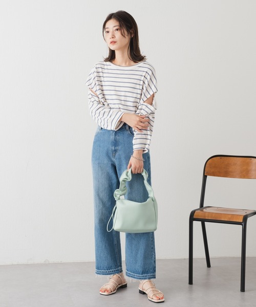 Kastane(カスタネ)の「【新色追加】カットアウトボーダーTee(Tシャツ/カットソー・レディース・ブラック/ピンク/ブルー/サックスブルー・FREE)」の11枚目の写真