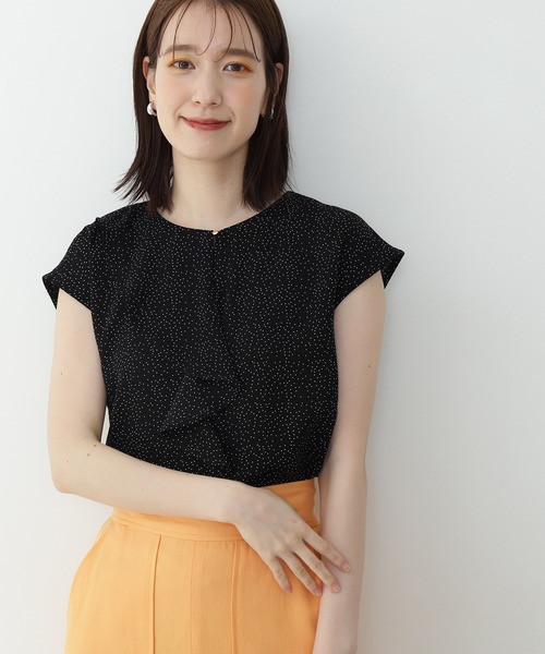 N.(N. Natural Beauty Basic)(エヌエヌナチュラルビューティーベーシック)の「【追加生産】◆アシンメトリーフリルブラウス(シャツ/ブラウス・レディース・オフホワイト/ドット/ブルー・MEDIUM)」の20枚目の写真