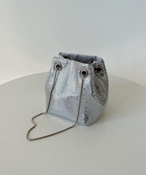 MYMOOD.(マイムード)の「glitter metallic shoulder Bag/グリッターメタリック巾着ショルダーバッグ パーティーバッグ(ショルダーバッグ・レディース・ブラック/シルバー・FREE)」の6枚目の写真