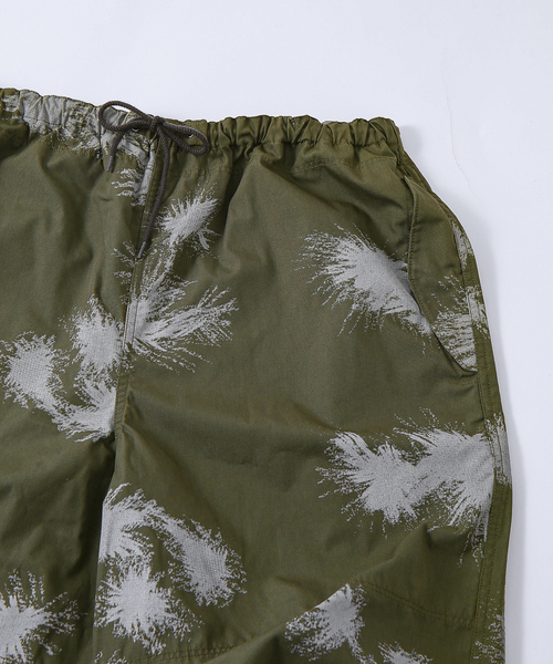 ARMY TWILL（アーミーツイル）の「【ARMY TWILL / アーミーツイル】別注 プリントスノーパンツ（その他パンツ・メンズ・ホワイト/ブラック/カーキ・MEDIUM/LARGE）」の7枚目の写真
