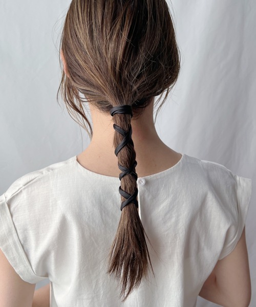 CLEA（クレア）の「サテンヘアアレンジワイヤー（その他ヘアアクセサリー・レディース・ブラック/ピンク/ブルー/グリーン/アイボリー/グレイッシュベージュ・FREE）」の3枚目の写真