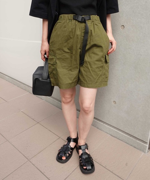 CORNERS(コーナーズ)の「カーゴハーフパンツ(カーゴパンツ・レディース・オフホワイト/ブラック/カーキ/レッド・M)」の4枚目の写真