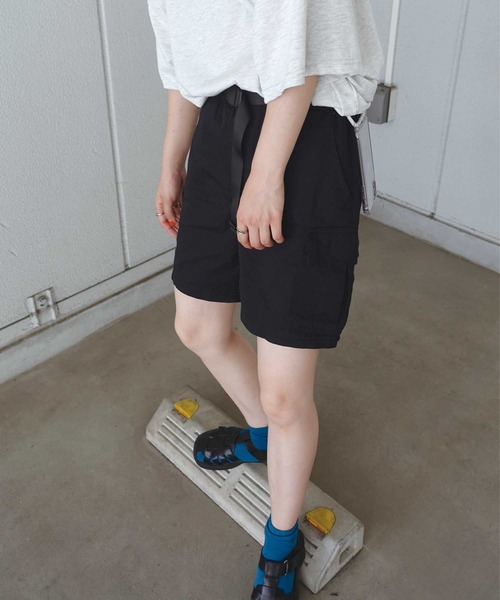 CORNERS(コーナーズ)の「カーゴハーフパンツ(カーゴパンツ・レディース・オフホワイト/ブラック/カーキ/レッド・M)」の6枚目の写真