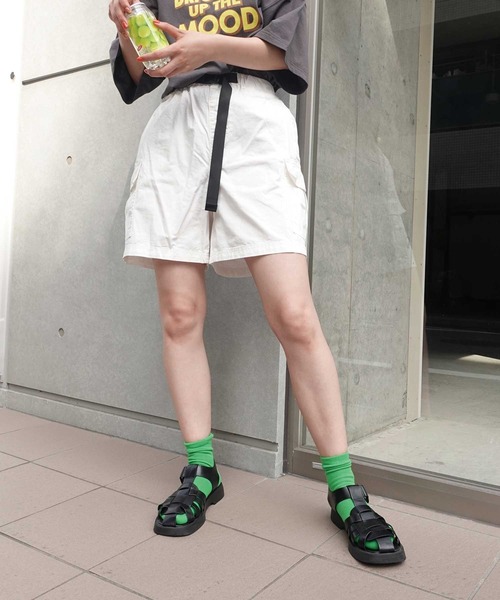 CORNERS(コーナーズ)の「カーゴハーフパンツ(カーゴパンツ・レディース・オフホワイト/ブラック/カーキ/レッド・M)」の5枚目の写真