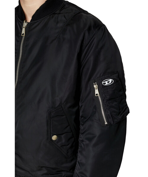 DIESEL（ディーゼル）の「メンズ  ジャケット ミリタリー（ブルゾン・メンズ・ブラック/ブラウン/グレー・SMALL/MEDIUM/LARGE/X-LARGE/XX-LARGE/X-SMALL）」の13枚目の写真
