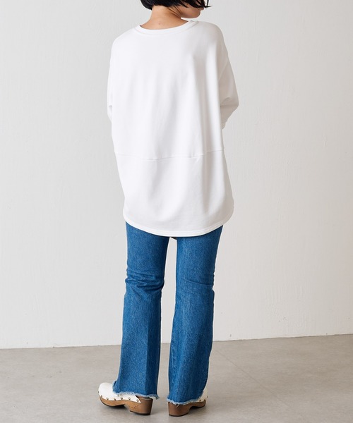 BEARDSLEY（ビアズリー）の「背中の丸みのあるシルエットに注目