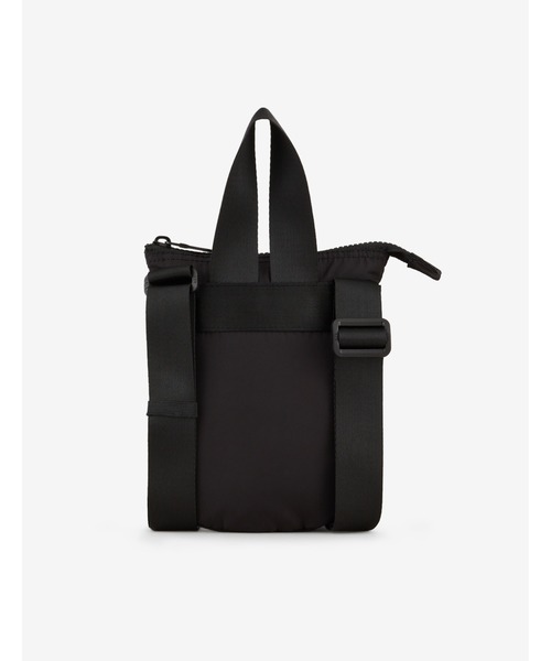 ARMANI EXCHANGE(アルマーニエクスチェンジ)の「【A|X アルマーニ エクスチェンジ】YOU.ME.US. ミニショルダーバック(ショルダーバッグ・メンズ・ブラック・FREE)」の4枚目の写真