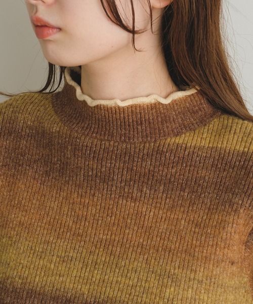 Kastane（カスタネ）の「【2022AWカタログ掲載アイテム】グラデーションニットミニワンピース（ニット/セーター・レディース・ブラウン/グリーン・FREE）」の4枚目の写真