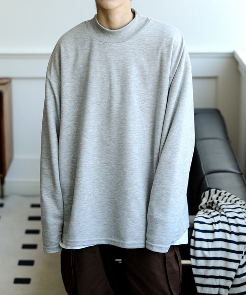 neos(ネオス)の「【neos -addictive design-】ルーズシルエット モックネック ポンチ ロングスリーブ Tシャツ(Tシャツ/カットソー・メンズ・ホワイト/チャコールグレー/ブラック/ネイビー/ブラウン/ブルーグレー/ワインレッド/杢グレー/グリーン/ベージュ・MEDIUM/LARGE)」の5枚目の写真