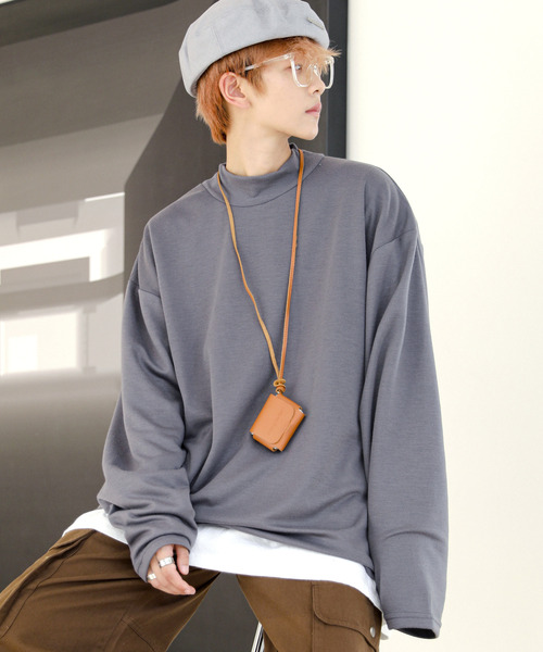 neos(ネオス)の「【neos -addictive design-】ルーズシルエット モックネック ポンチ ロングスリーブ Tシャツ(Tシャツ/カットソー・メンズ・ホワイト/チャコールグレー/ブラック/ネイビー/ブラウン/ブルーグレー/ワインレッド/杢グレー/グリーン/ベージュ・MEDIUM/LARGE)」の3枚目の写真