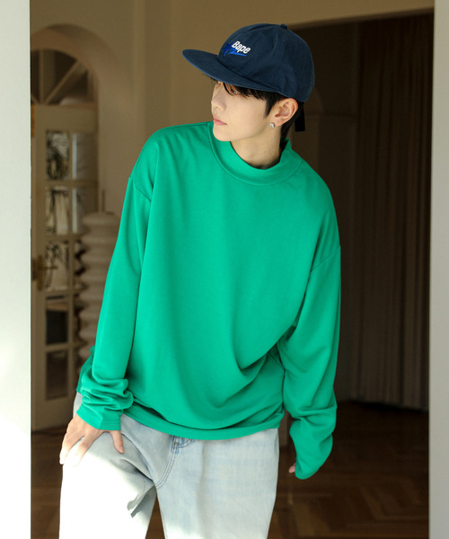 neos(ネオス)の「【neos -addictive design-】ルーズシルエット モックネック ポンチ ロングスリーブ Tシャツ(Tシャツ/カットソー・メンズ・ホワイト/チャコールグレー/ブラック/ネイビー/ブラウン/ブルーグレー/ワインレッド/杢グレー/グリーン/ベージュ・MEDIUM/LARGE)」の8枚目の写真