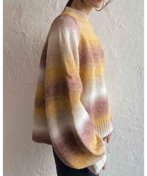 She's Closet（シーズクローゼット）の「モヘアタッチボリュームスリーブショート丈グラデーションニット（ニット/セーター・レディース・グリーン×オレンジ/マスタード/オレンジ・FREE）」の5枚目の写真